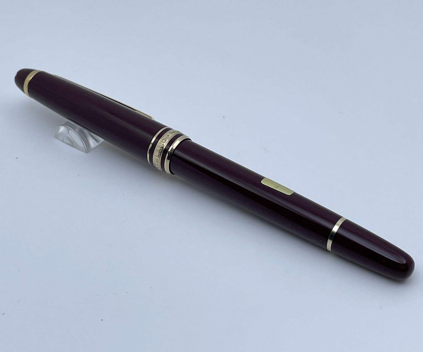 NOS Montblanc Meisterstuck Classique No.144R Burgundy Fountain Pen