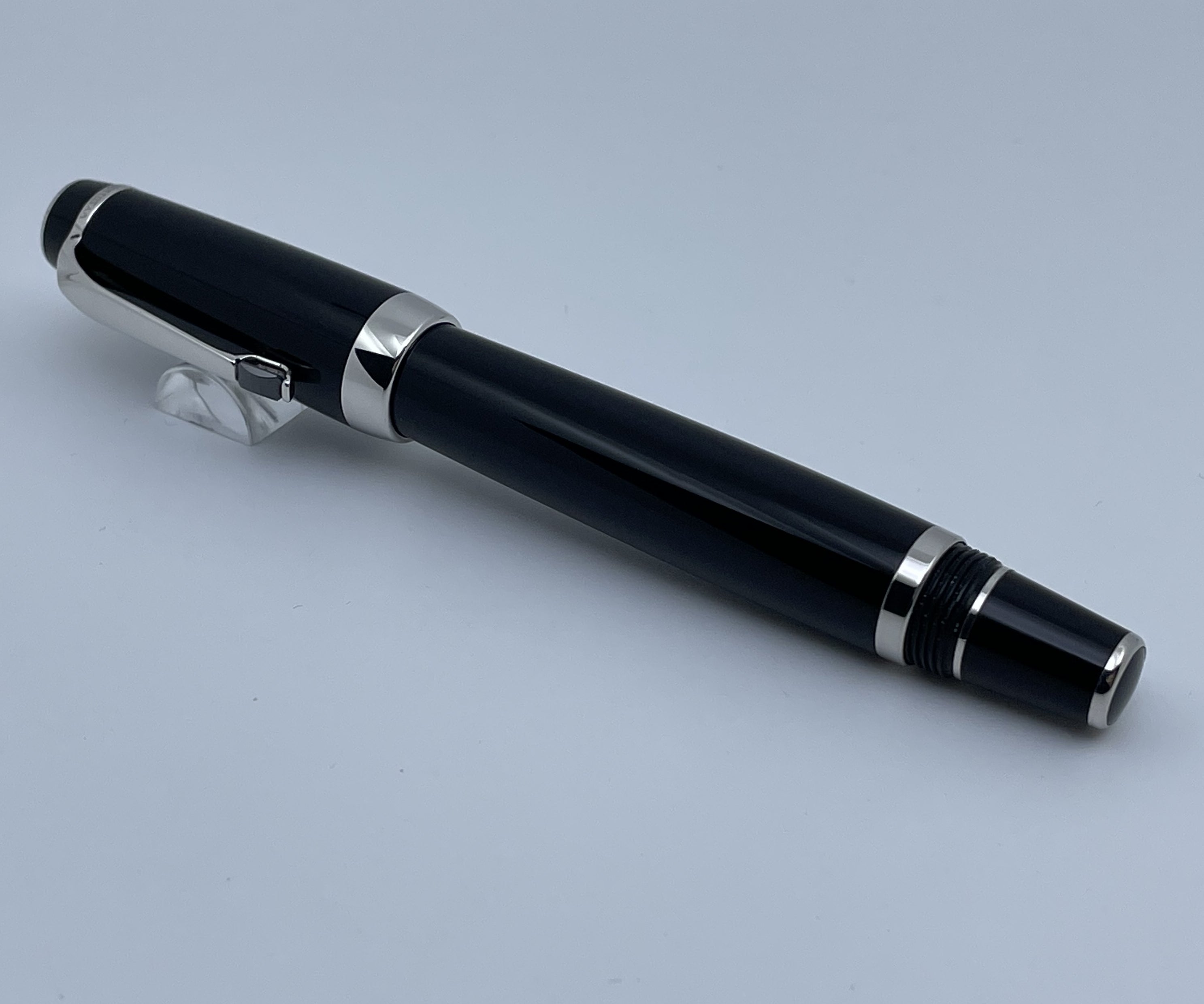 Montblanc boheme noir outlet ballpoint pen