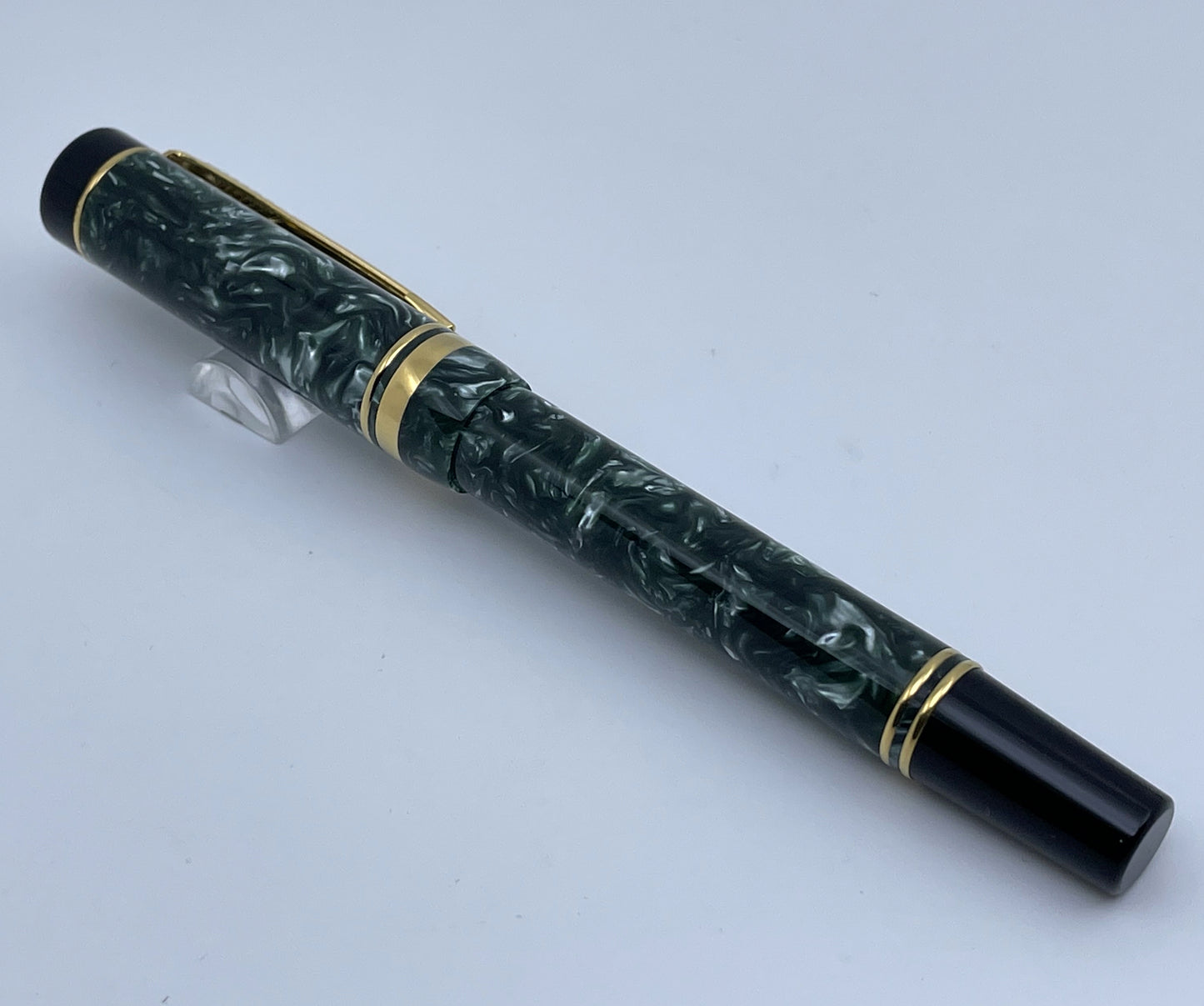 Parker Duofold International Green Marble Fountain Pen