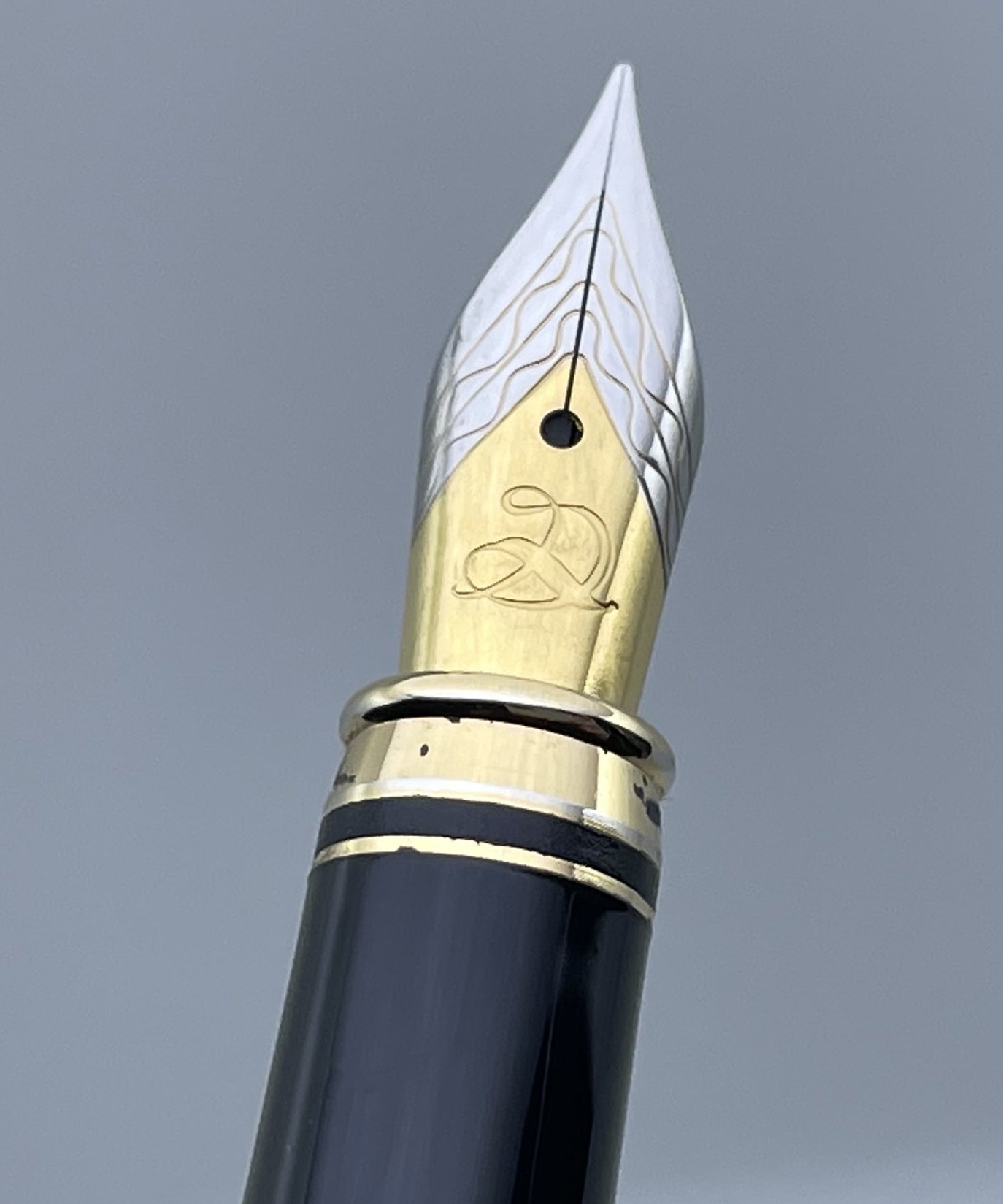 Delta Gold Plated Vintage Fountain Pen
