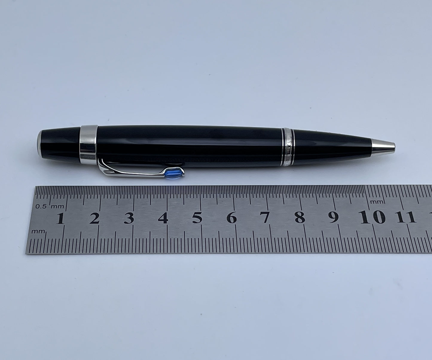 Montblanc Boheme Blue Sapphire Platinum Ballpoint Pen