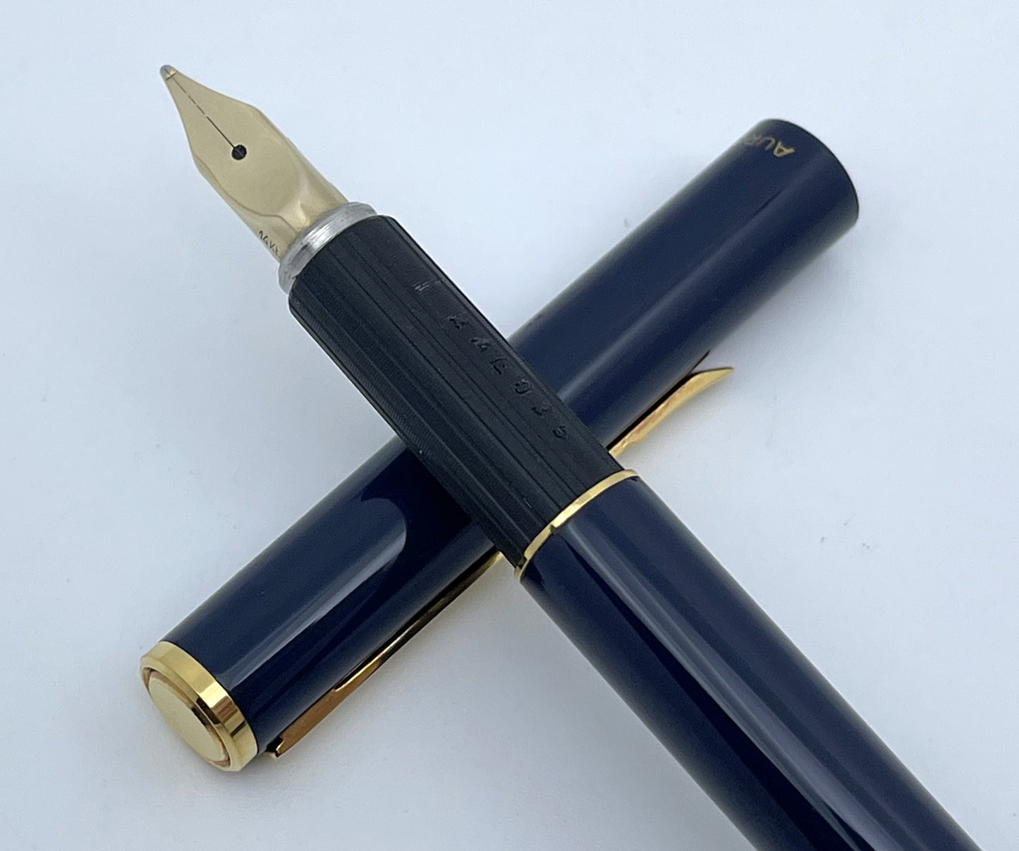 Aurora Hastil Night Blue Lacquer Fountain Pen