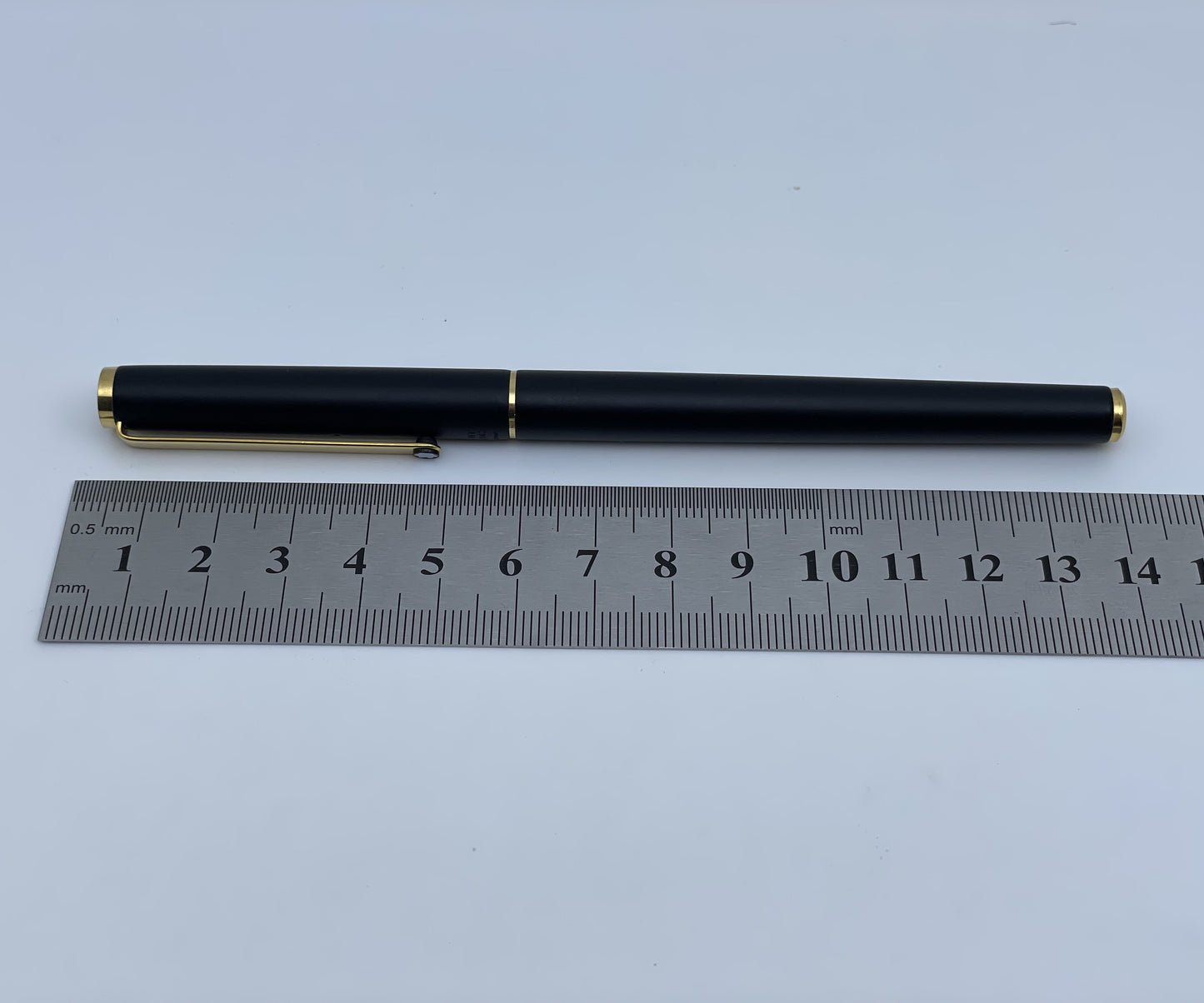 Montblanc Slim Line Gold Plated Fountain Pen