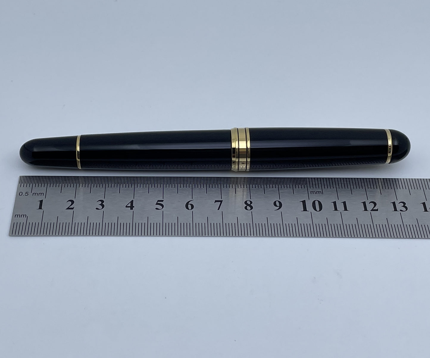 Aurora 88 Large Fountain Pen