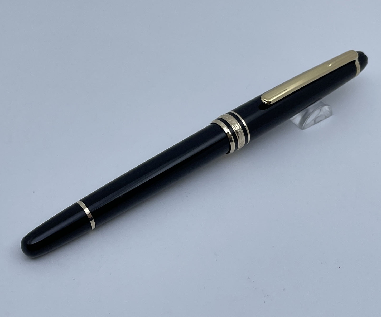 Montblanc Meisterstuck Classique No.144 Black Fountain Pen