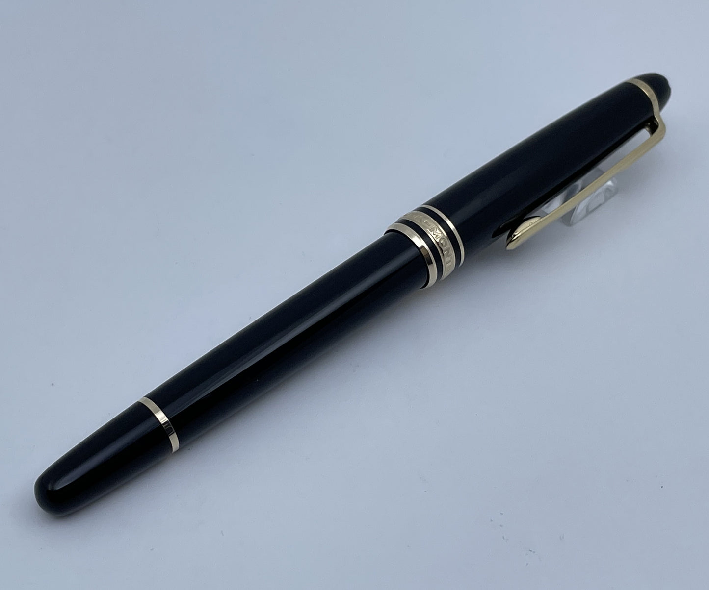 Montblanc Meisterstuck Classique No.144 Black Fountain Pen