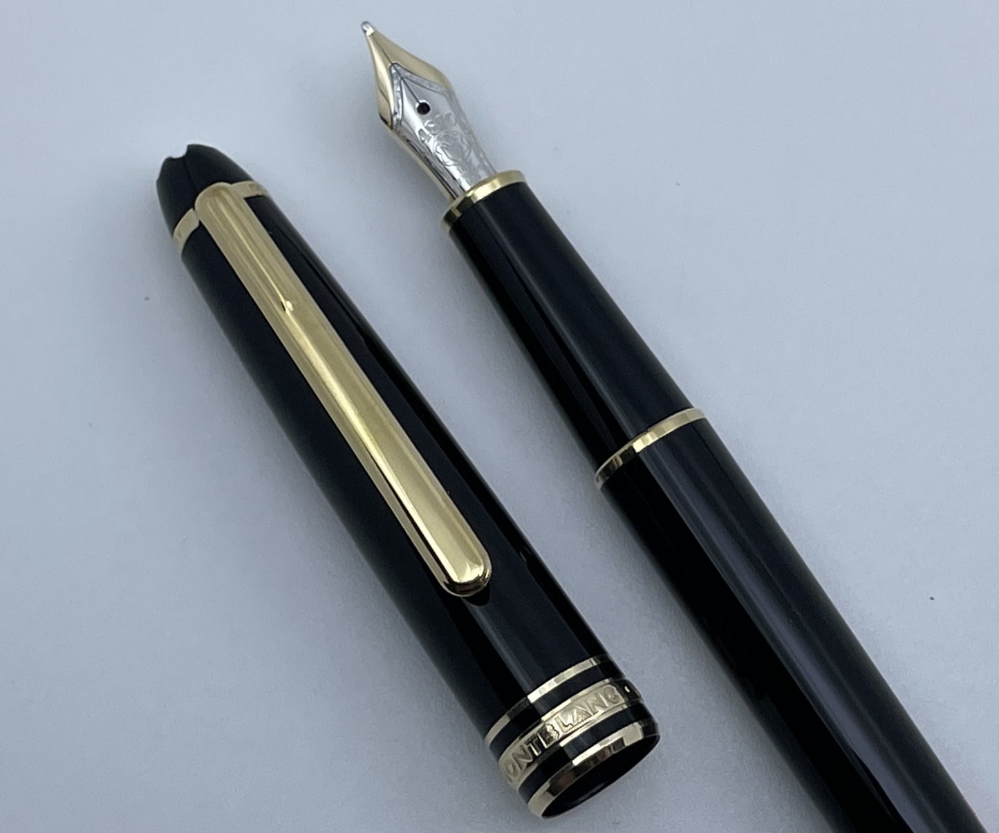 Montblanc Meisterstuck Classique No.144 Black Fountain Pen